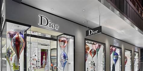 dior melbourne airport.